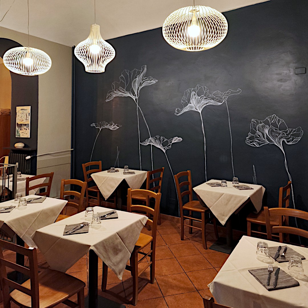 Mezzaluna: the place