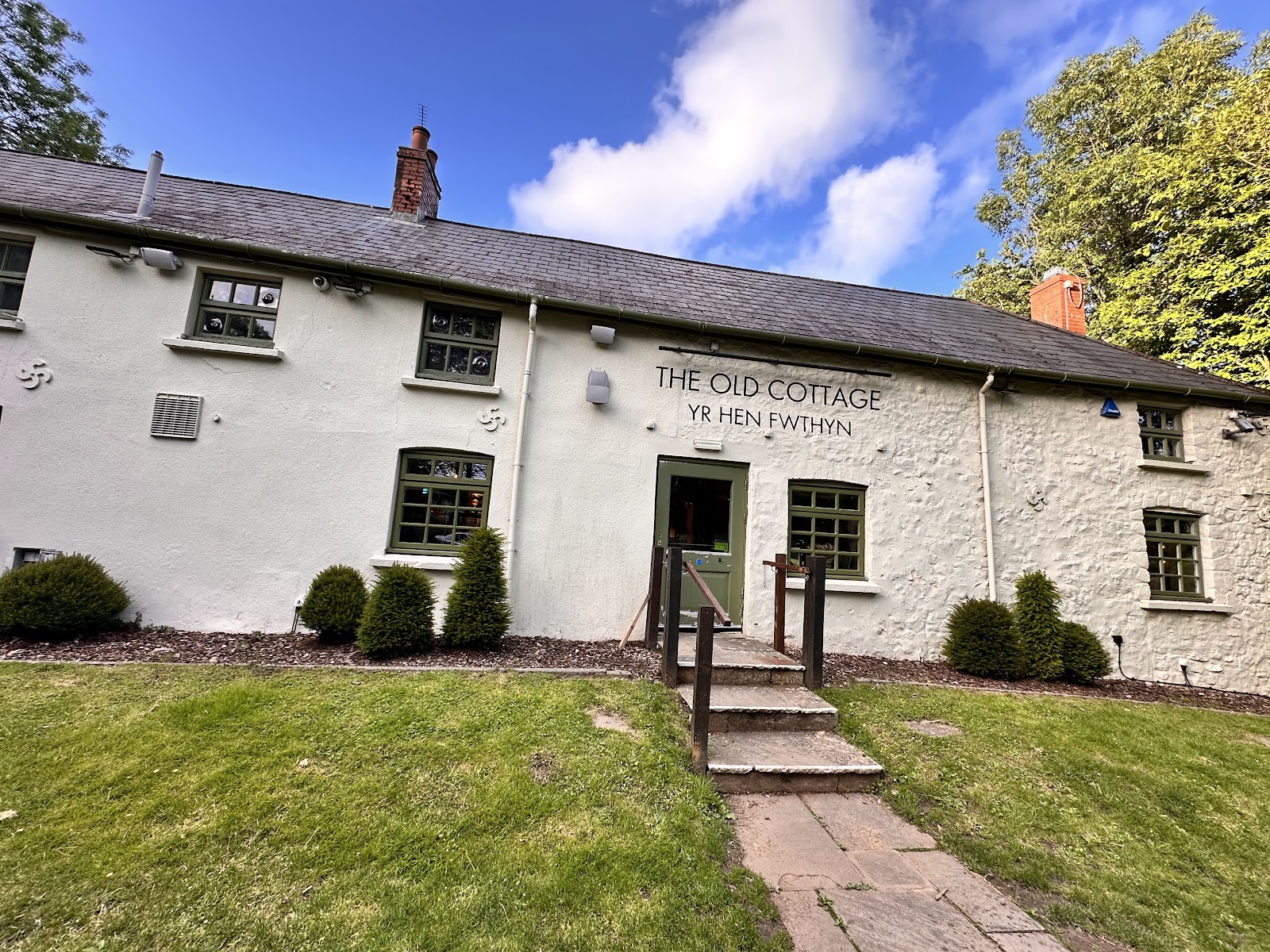 The Old Cottage: the place
