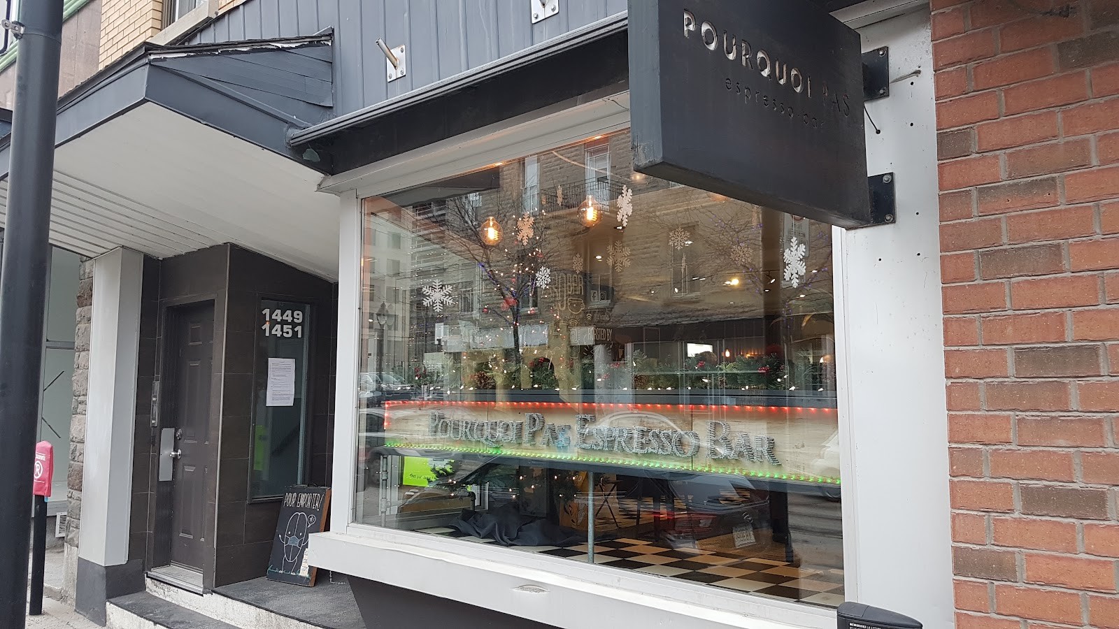 Pourquoi Pas Espresso Bar: the place