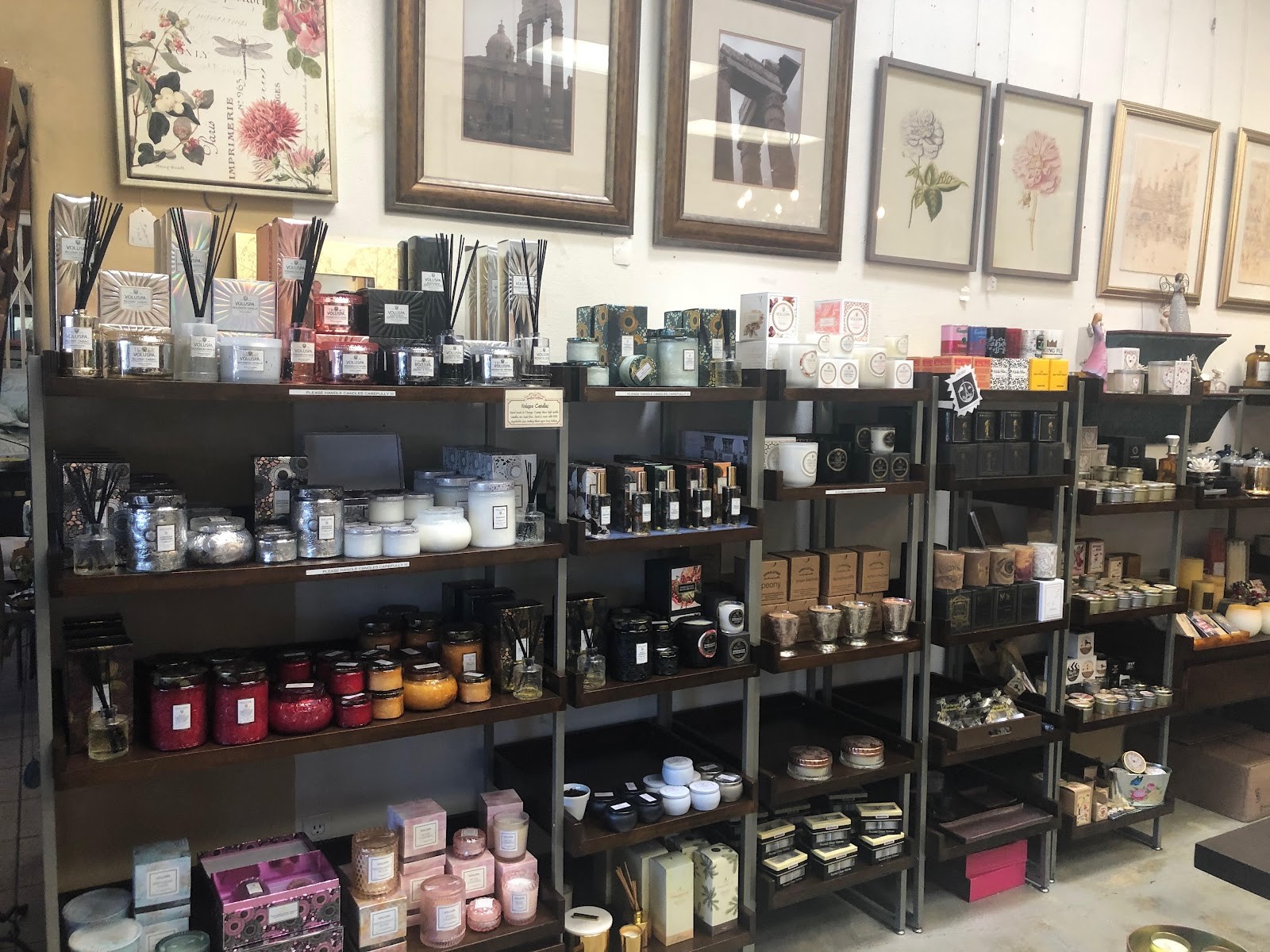 Marie et Cie.: the place