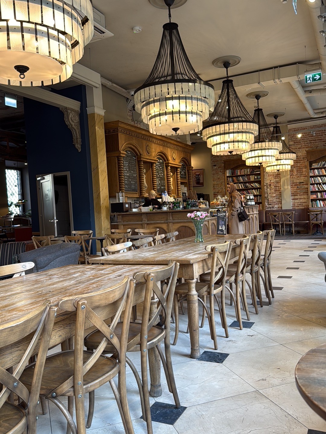 Green Caffe Nero: the place