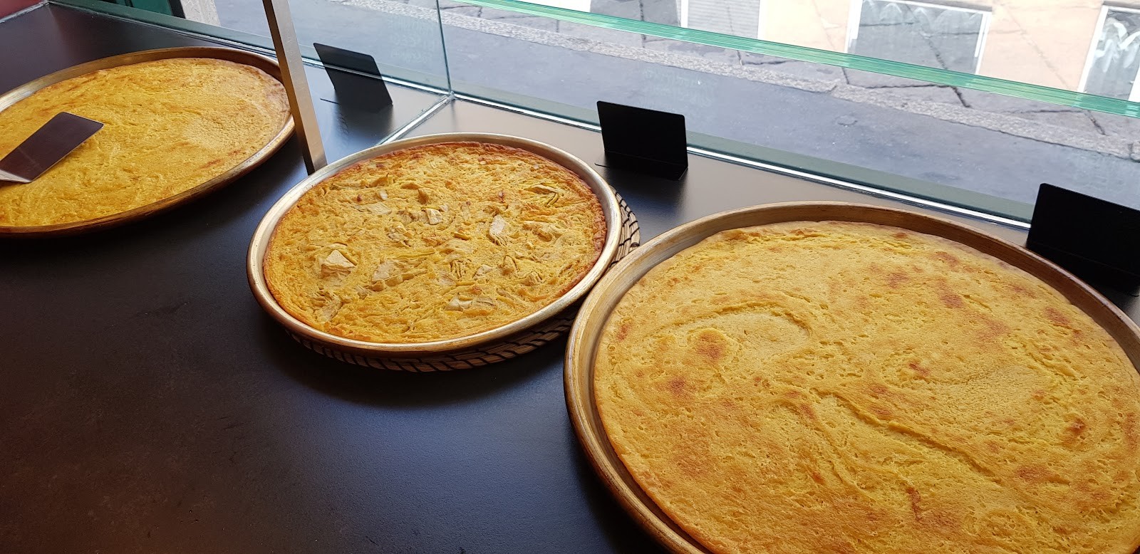 Focacceria Cecino: food & drinks