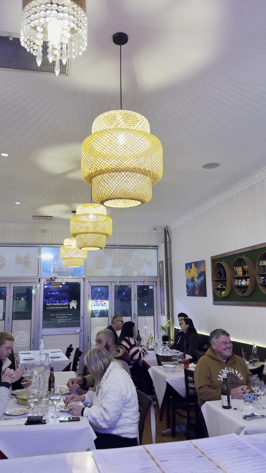 The Indian Hut -Indian and Nepalese Restaurant: the place