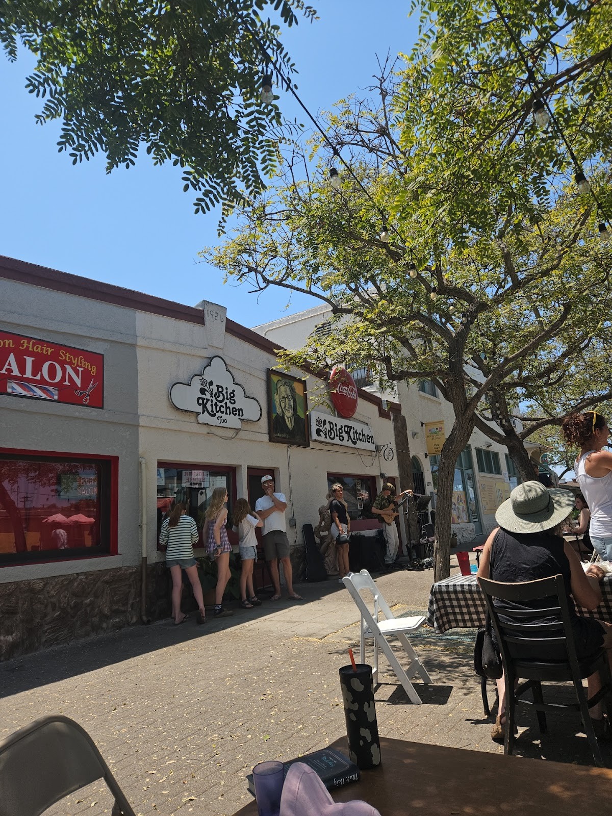 Big Kitchen Café: the place