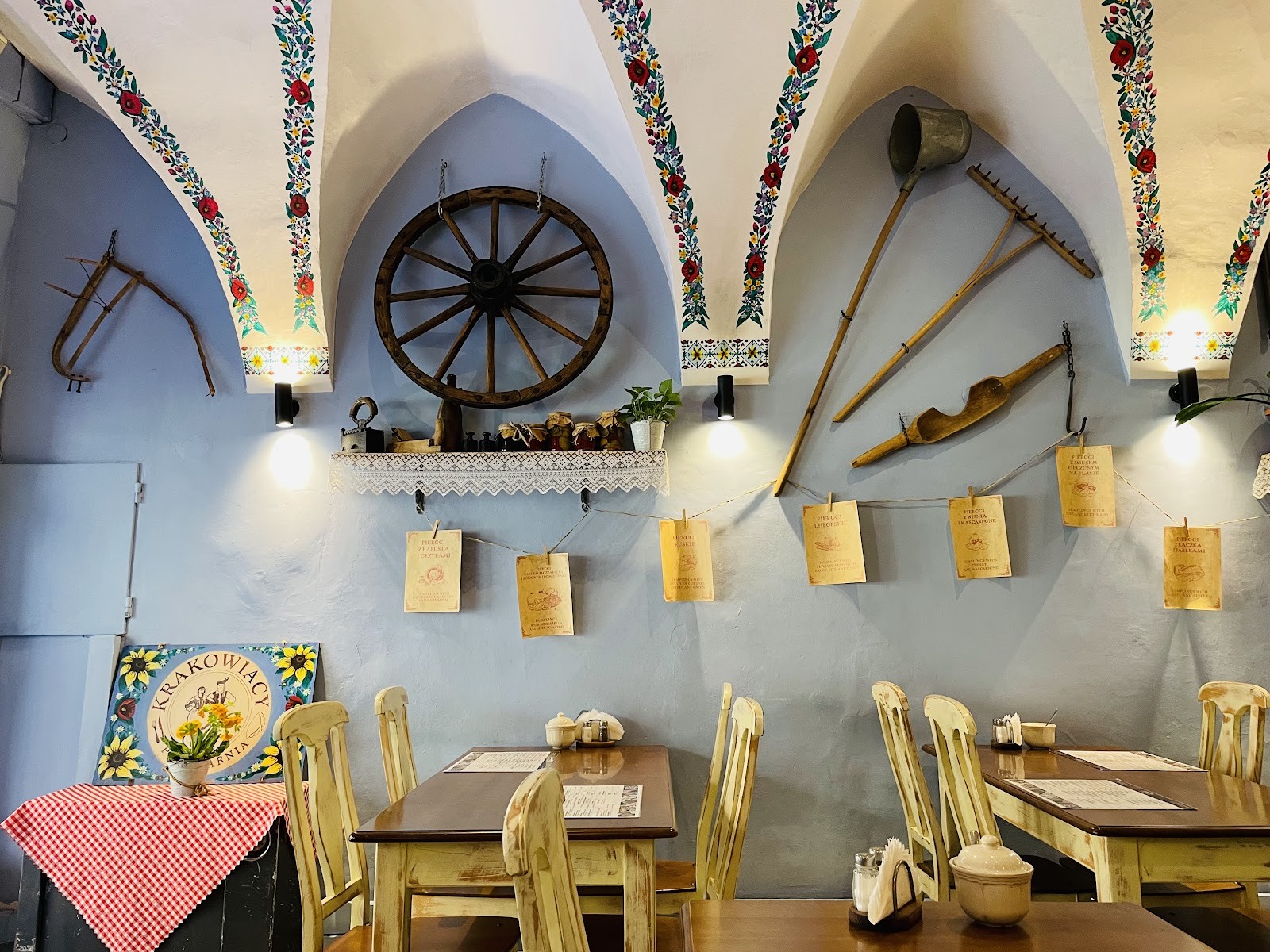 Pierogarnia Krakowiacy: the place