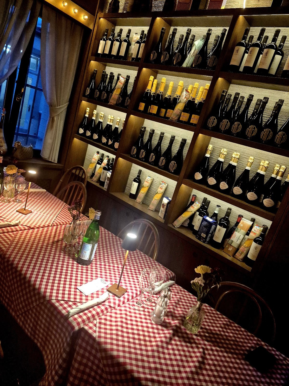 Pizzeria Marienkäfer: the place