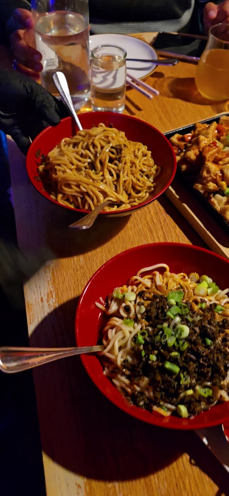 Spicy Moon Bowery: food & drinks