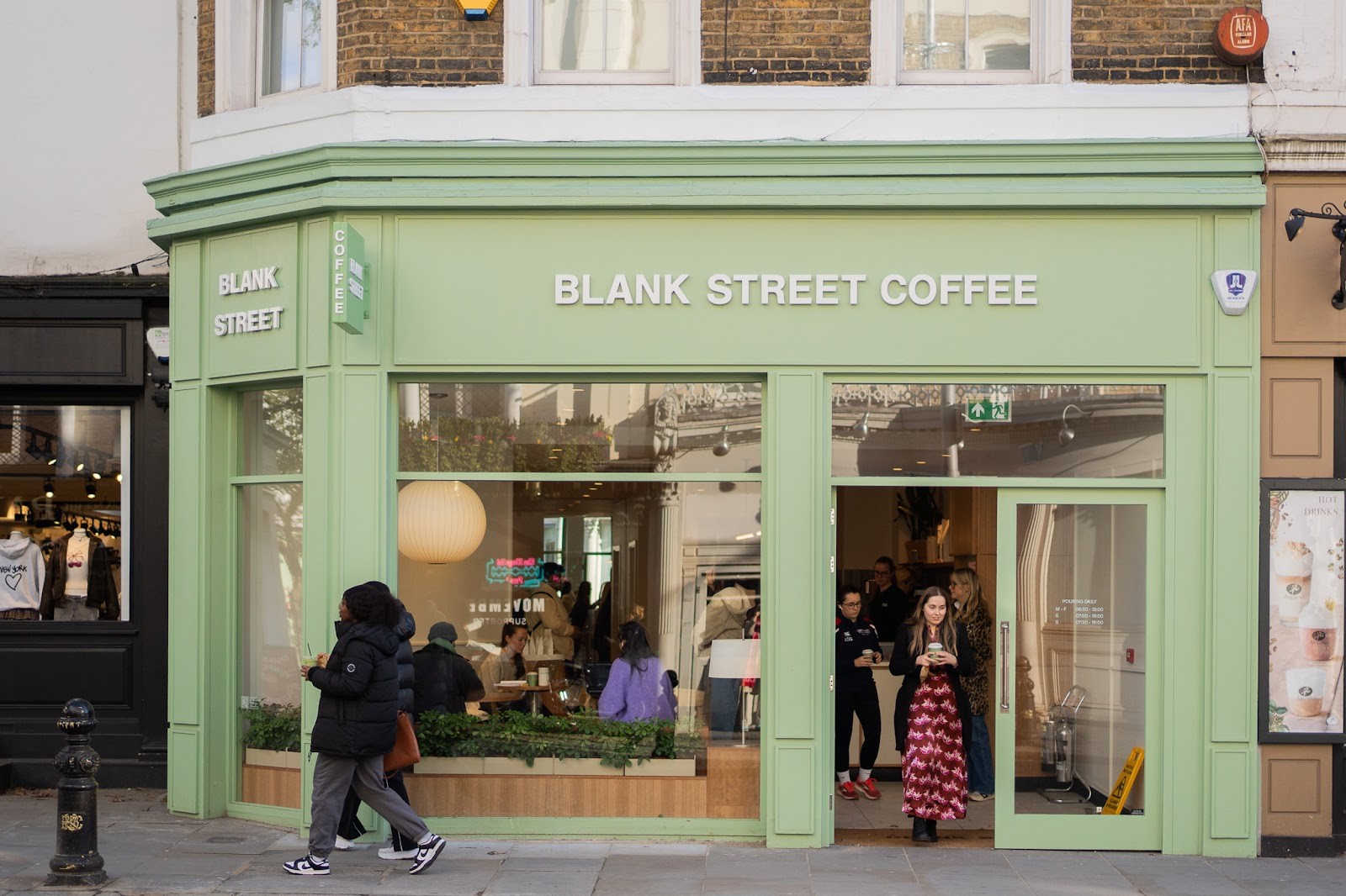 Blank Street Coffee: the place