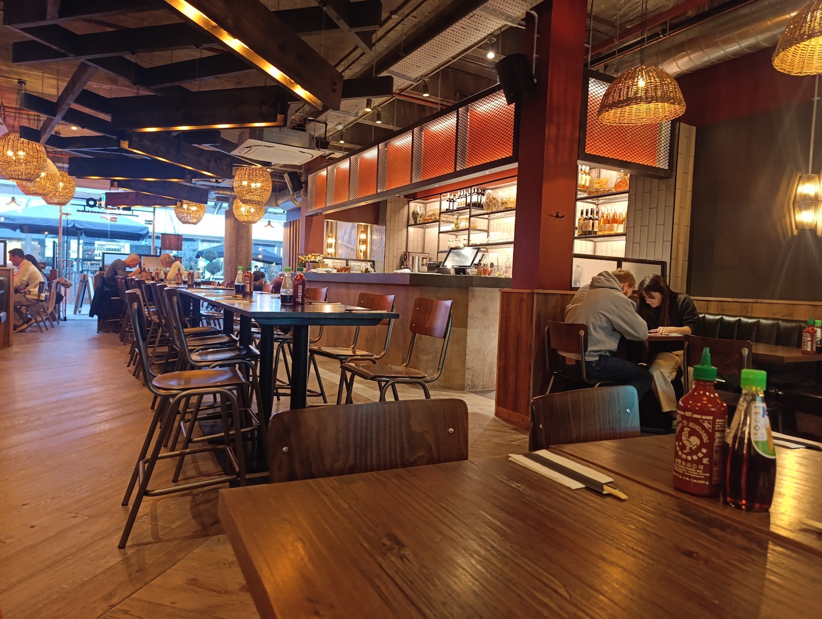 Pho Russell Square: the place