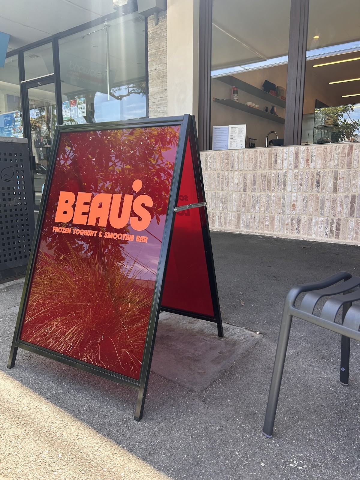 Beau’s Fro-Yo & Smoothie Bar: the place