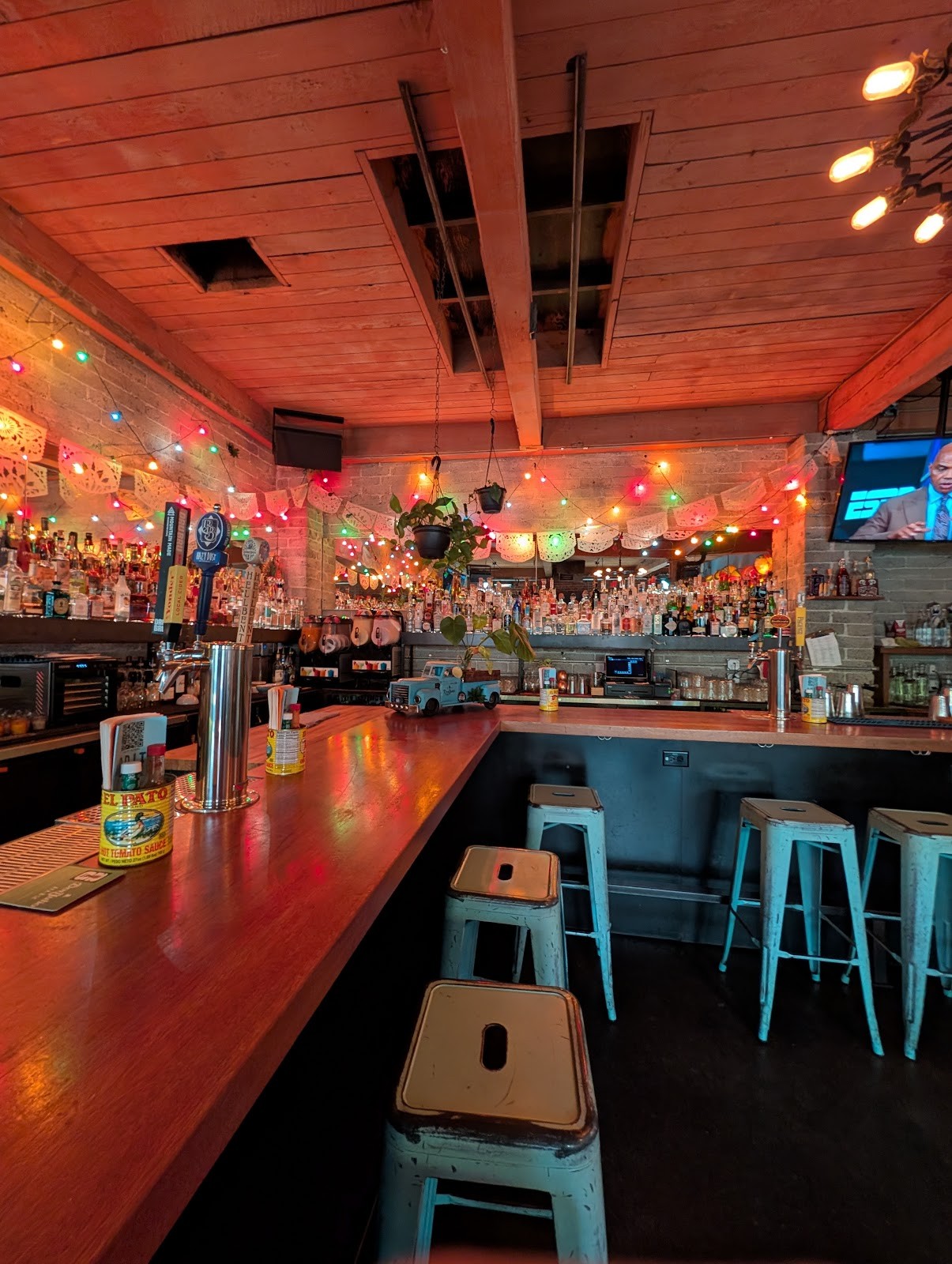 El Grito Taqueria: the place
