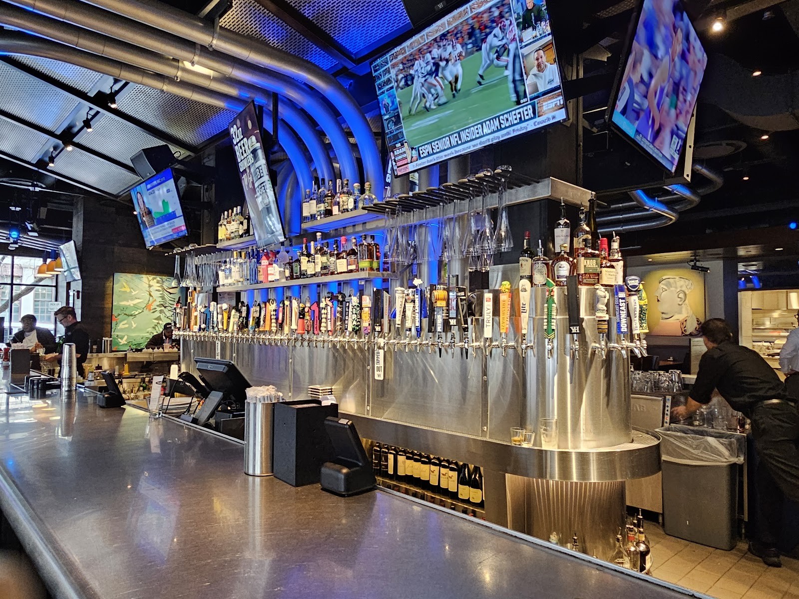Yard House: the place