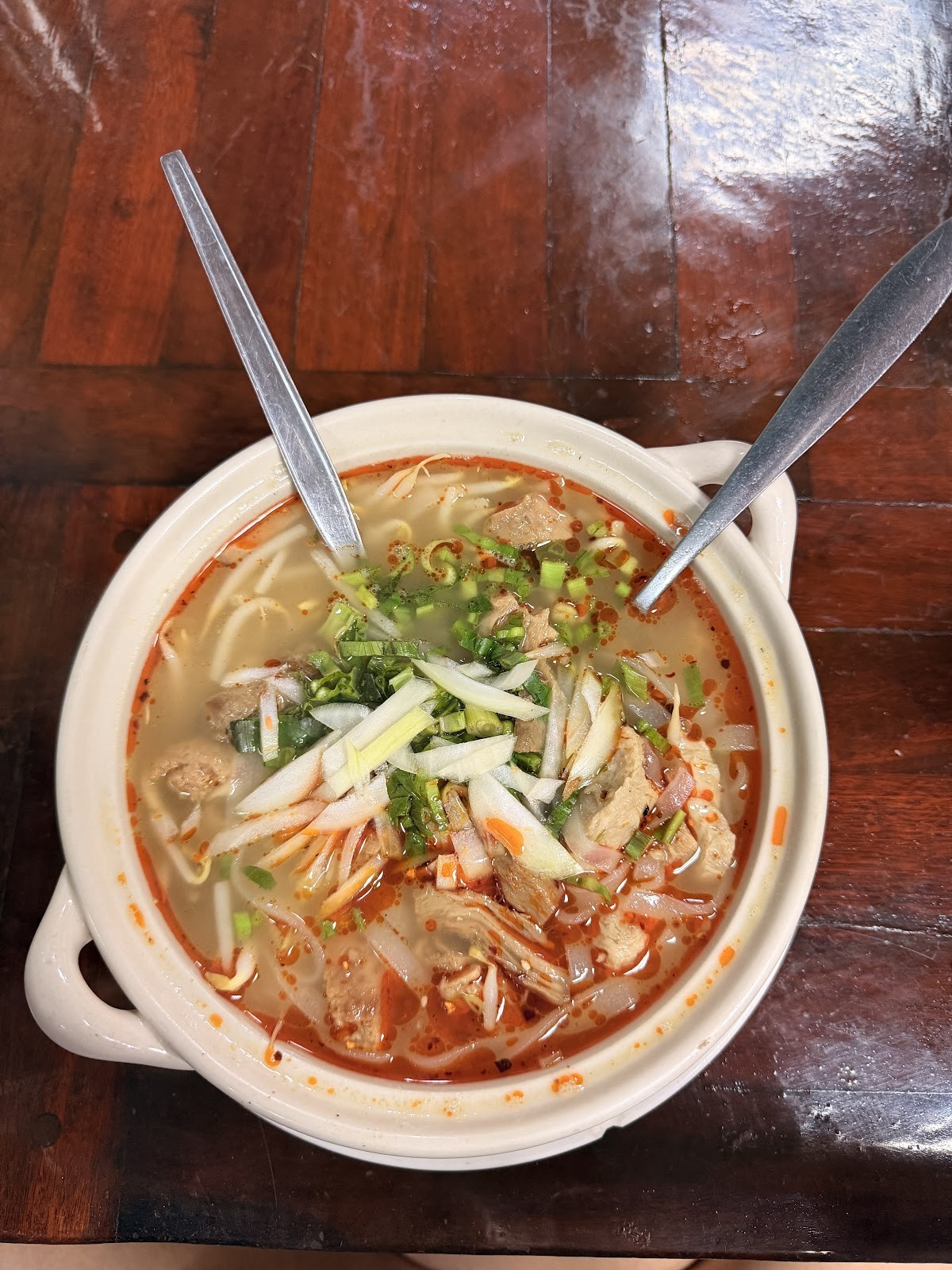 Nop Nan Vegan: food & drinks
