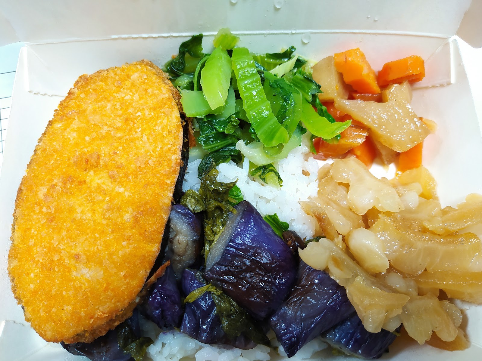 Jubilee Garden Vegetarian: food & drinks