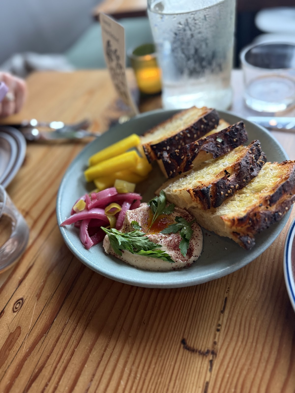 Feral: food & drinks