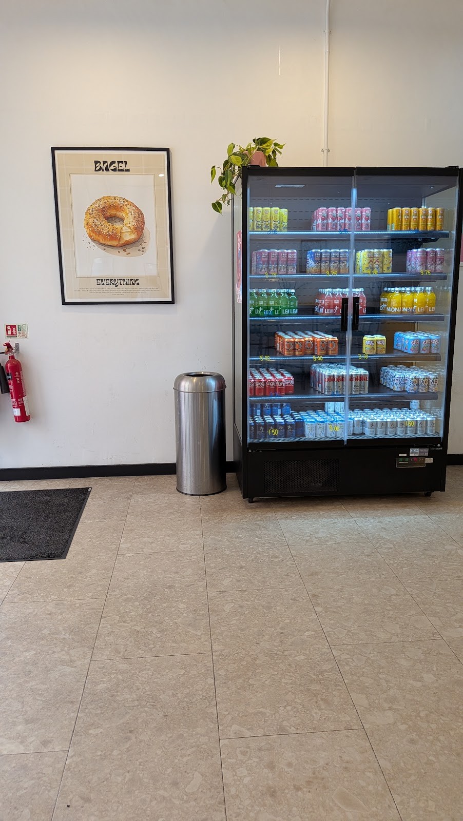 Little Bagel Co.: the place