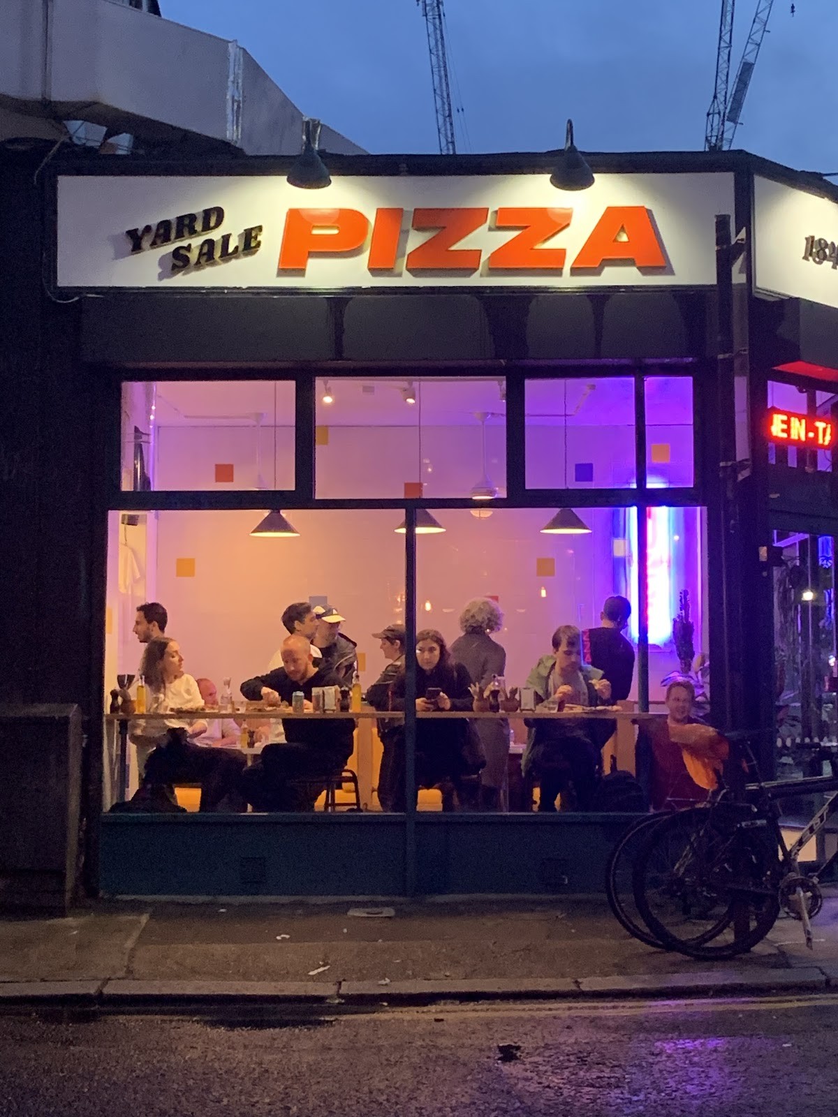 Yard Sale Pizza: the place