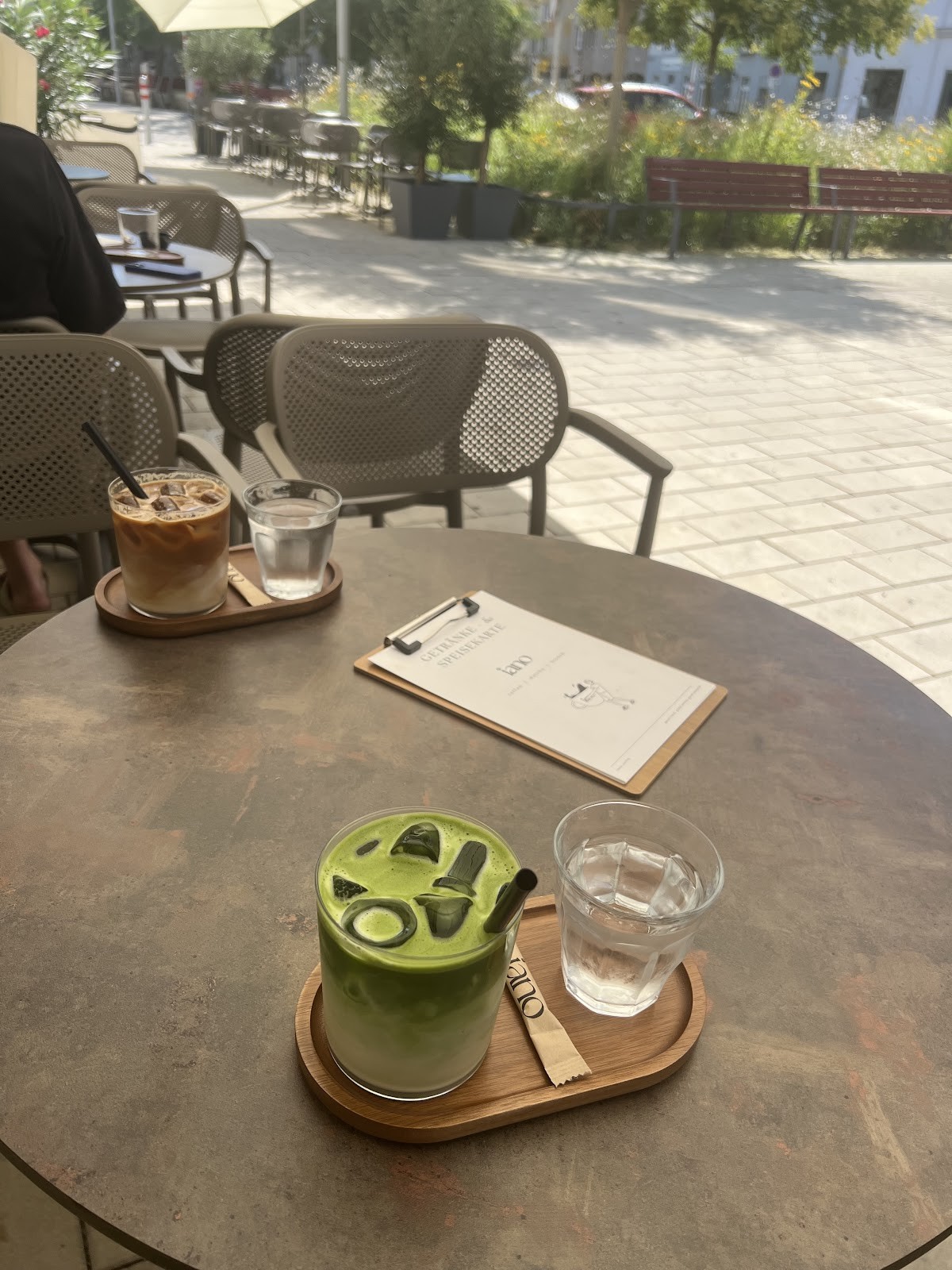 iano coffee: the place