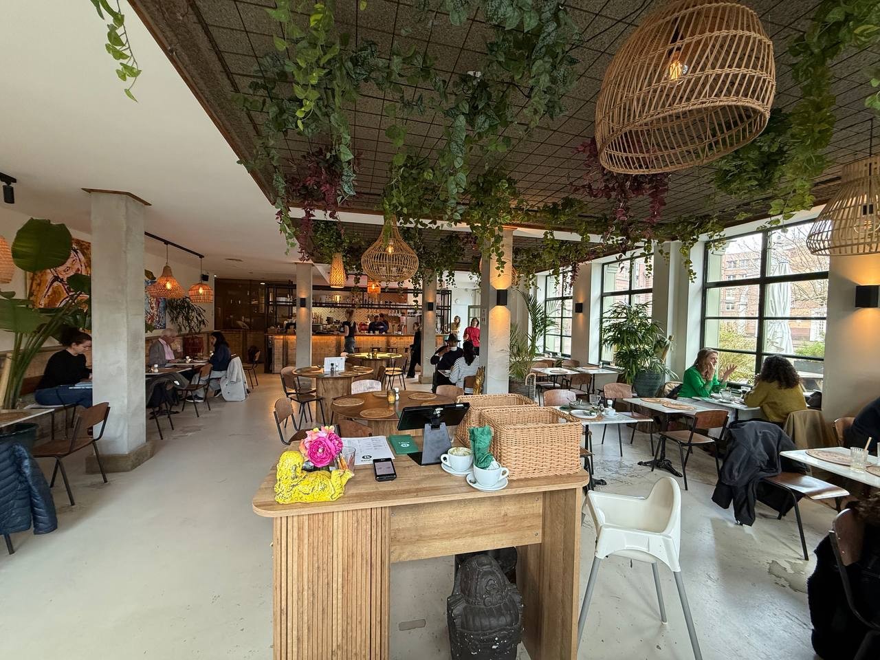 Benji's: the place
