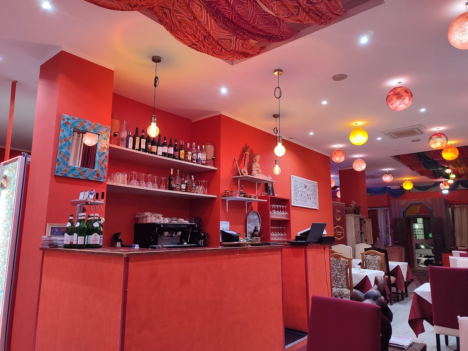 Sitar Indian Restaurant: the place