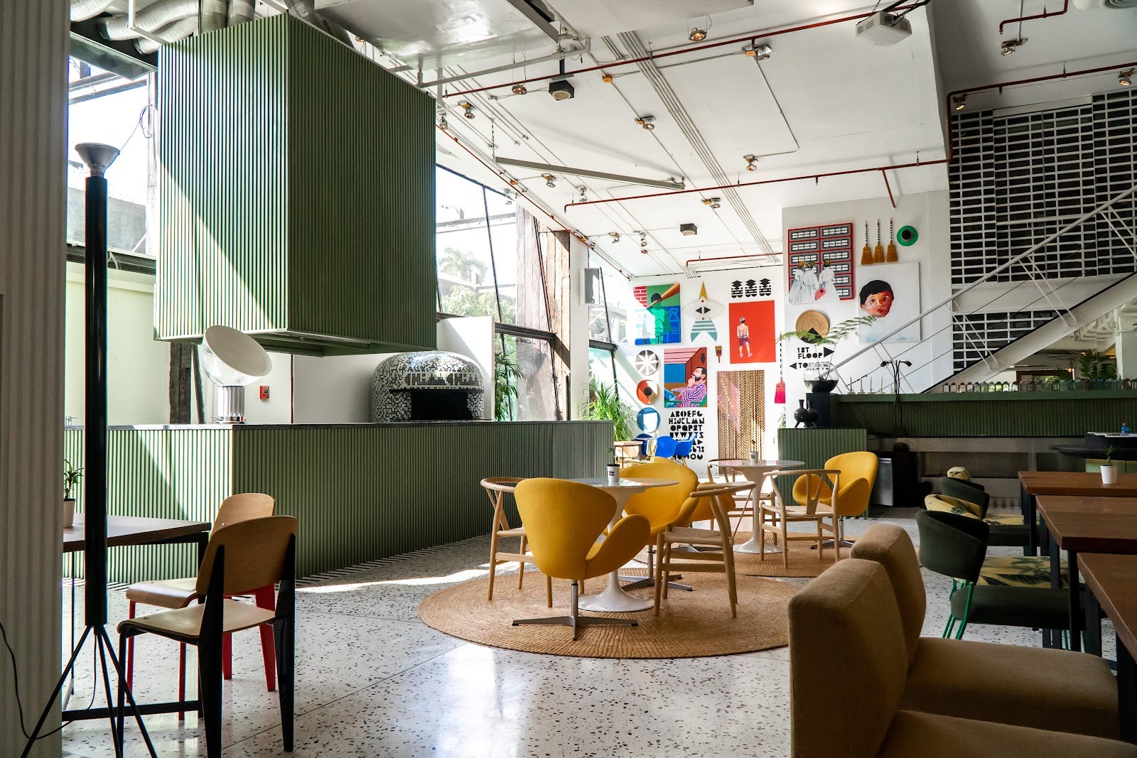 Chim Chim Bangkok Restaurant & All-day Café: the place