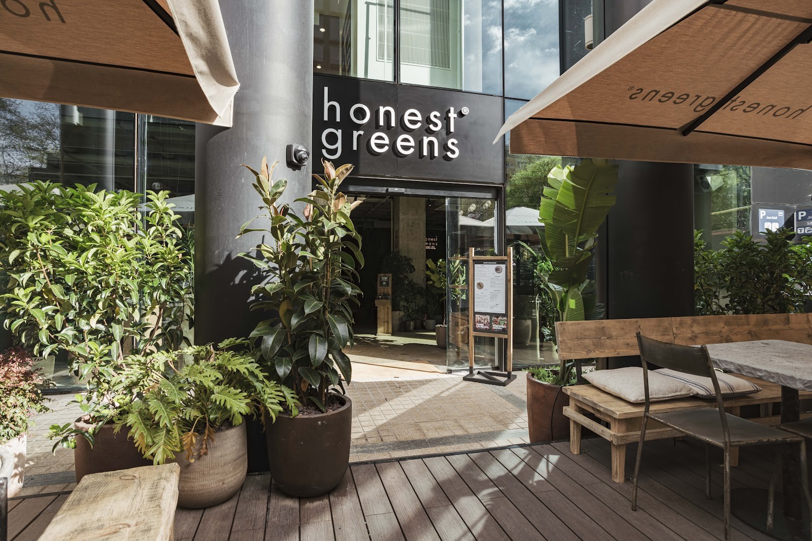 Honest Greens Pedralbes Centre: the place