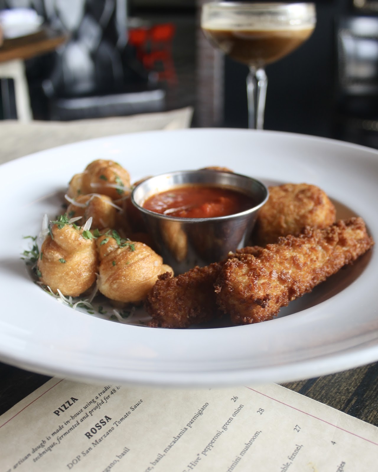 Pura Vita: food & drinks