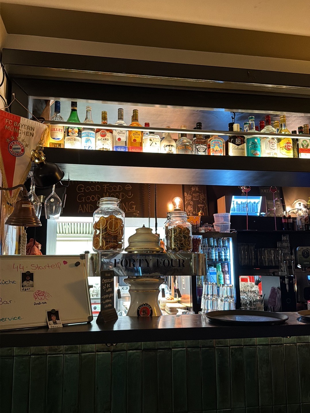 Forty Four Burger & Bar: the place