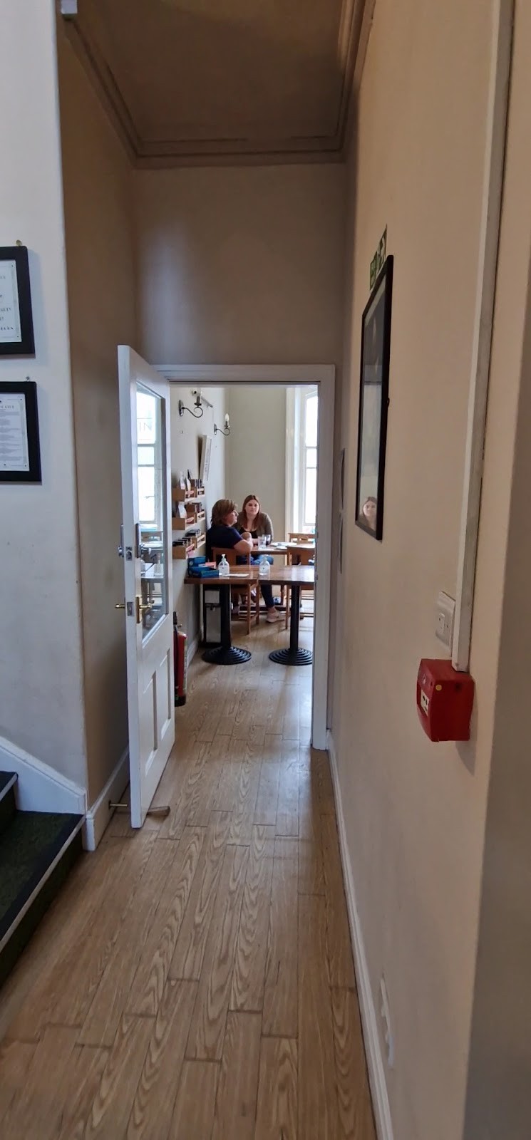 Harlequin Coffee and Tea House: the place