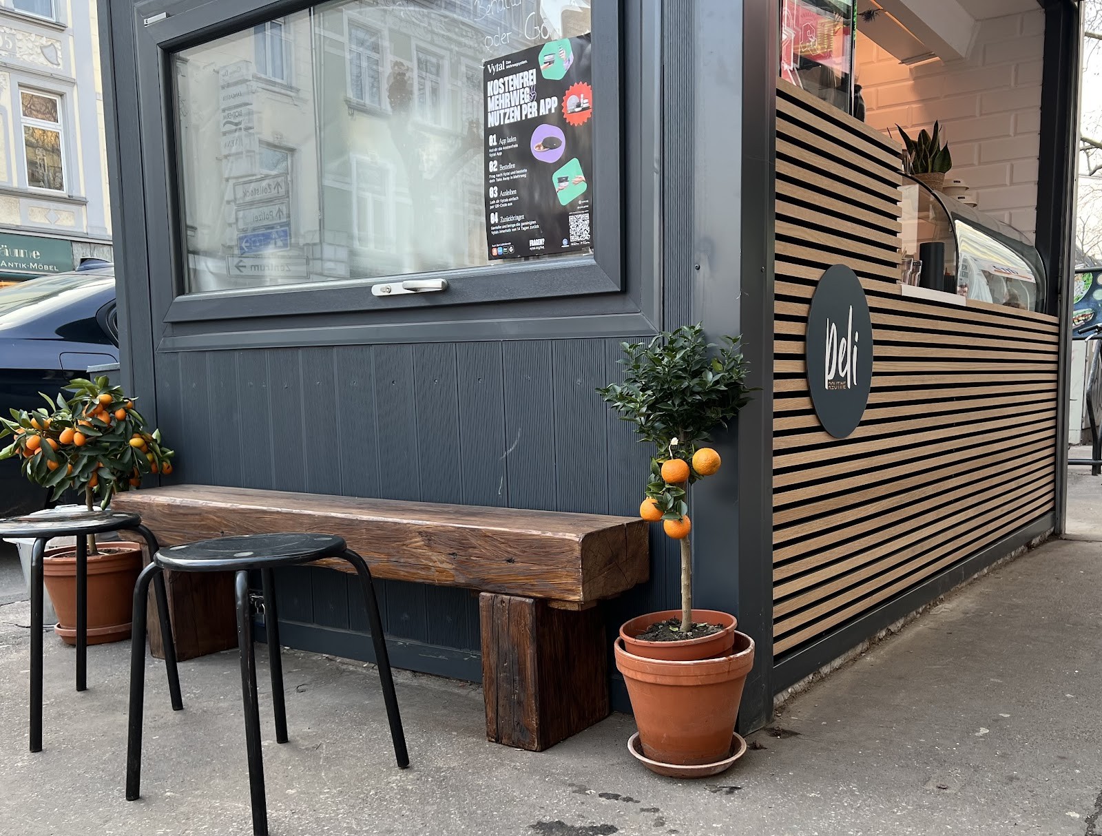 Deli Routine: the place