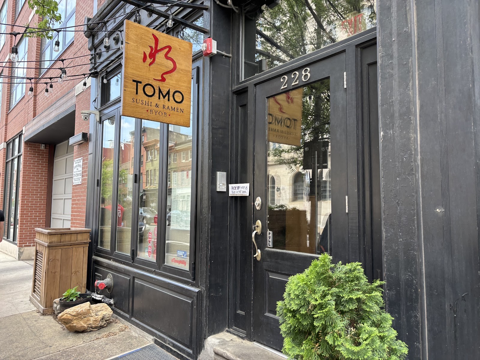Tomo Sushi & Ramen: the place