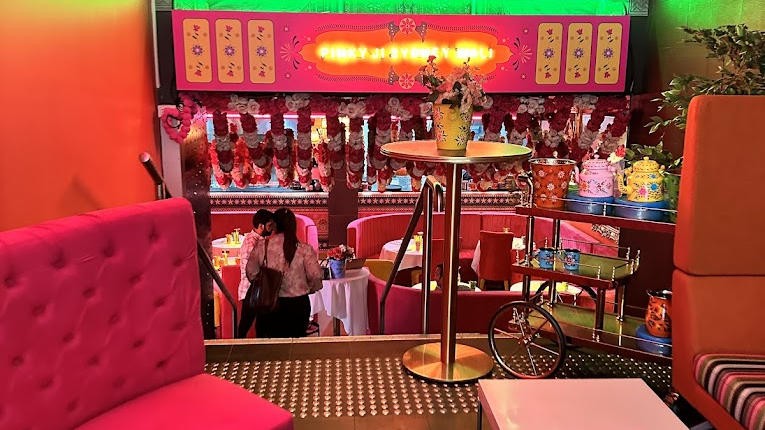 Pinky Ji: the place