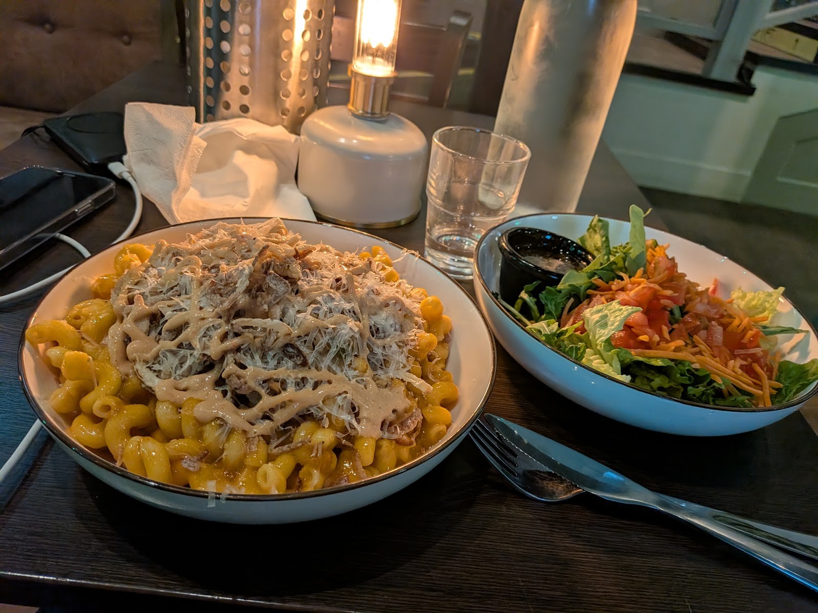 Bacchi Syre: food & drinks
