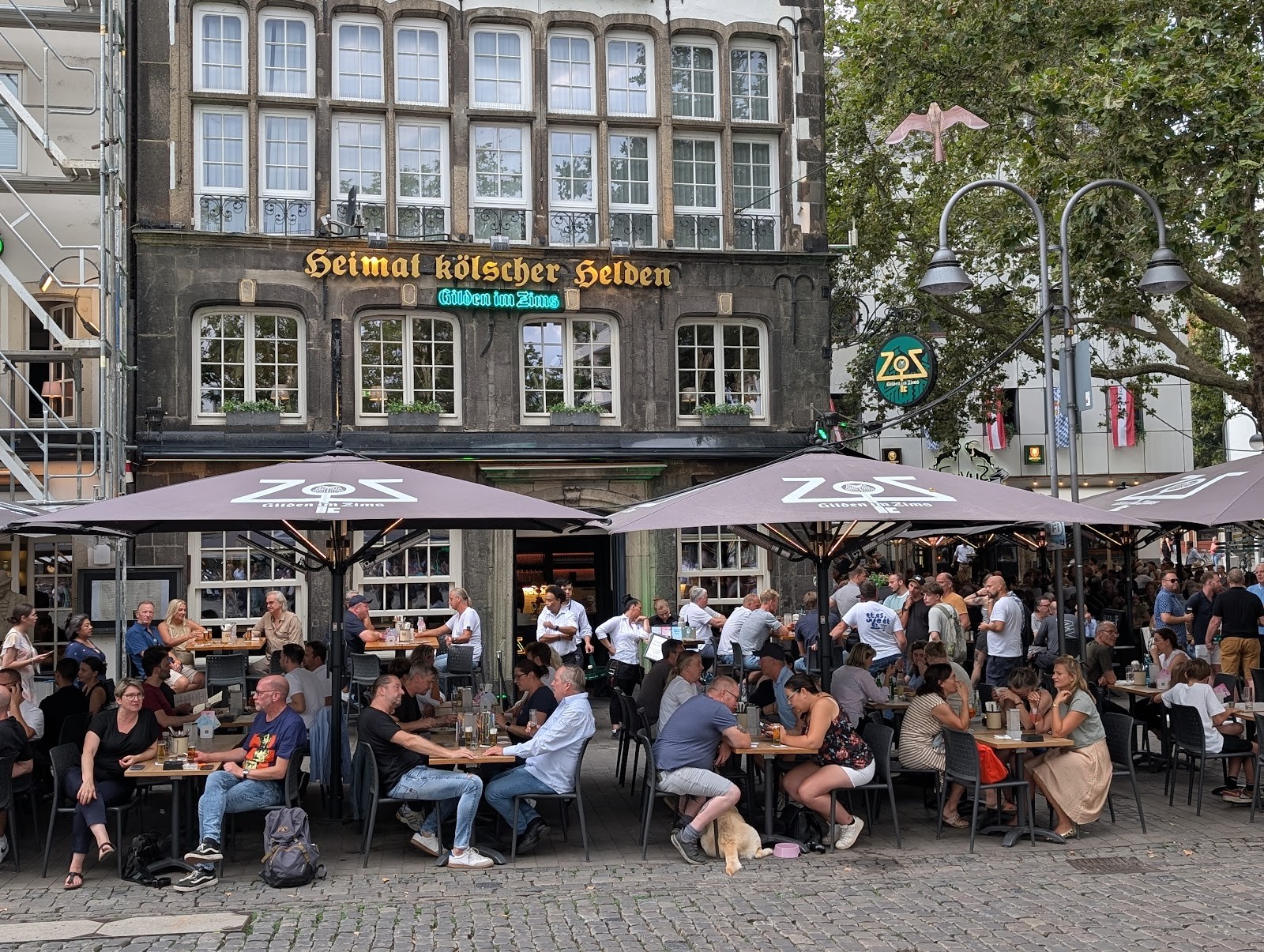 Gilden im Zims “Heimat kölscher Helden”: the place