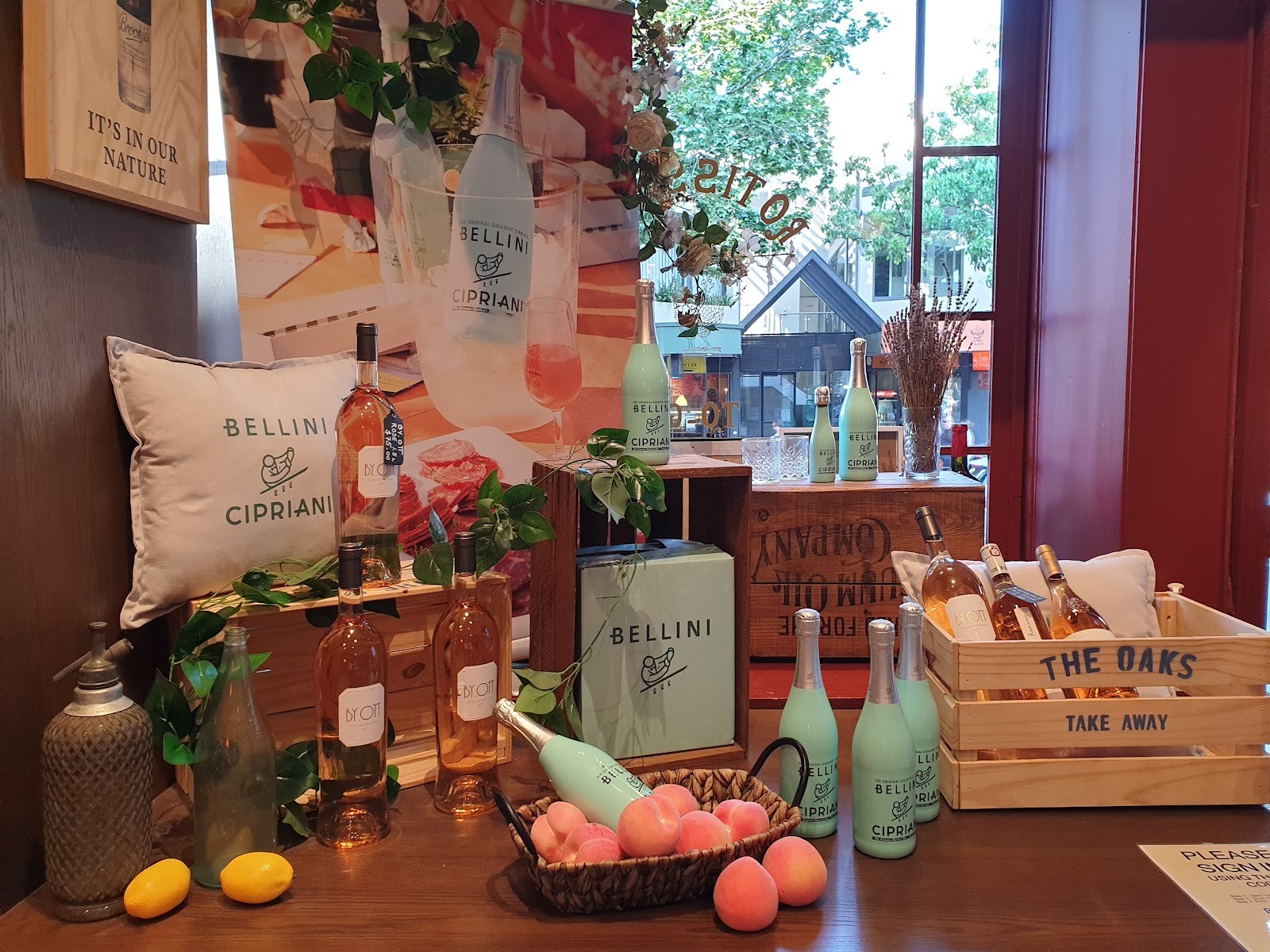 The Oaks Bottle Shop - Bottlemart: the place