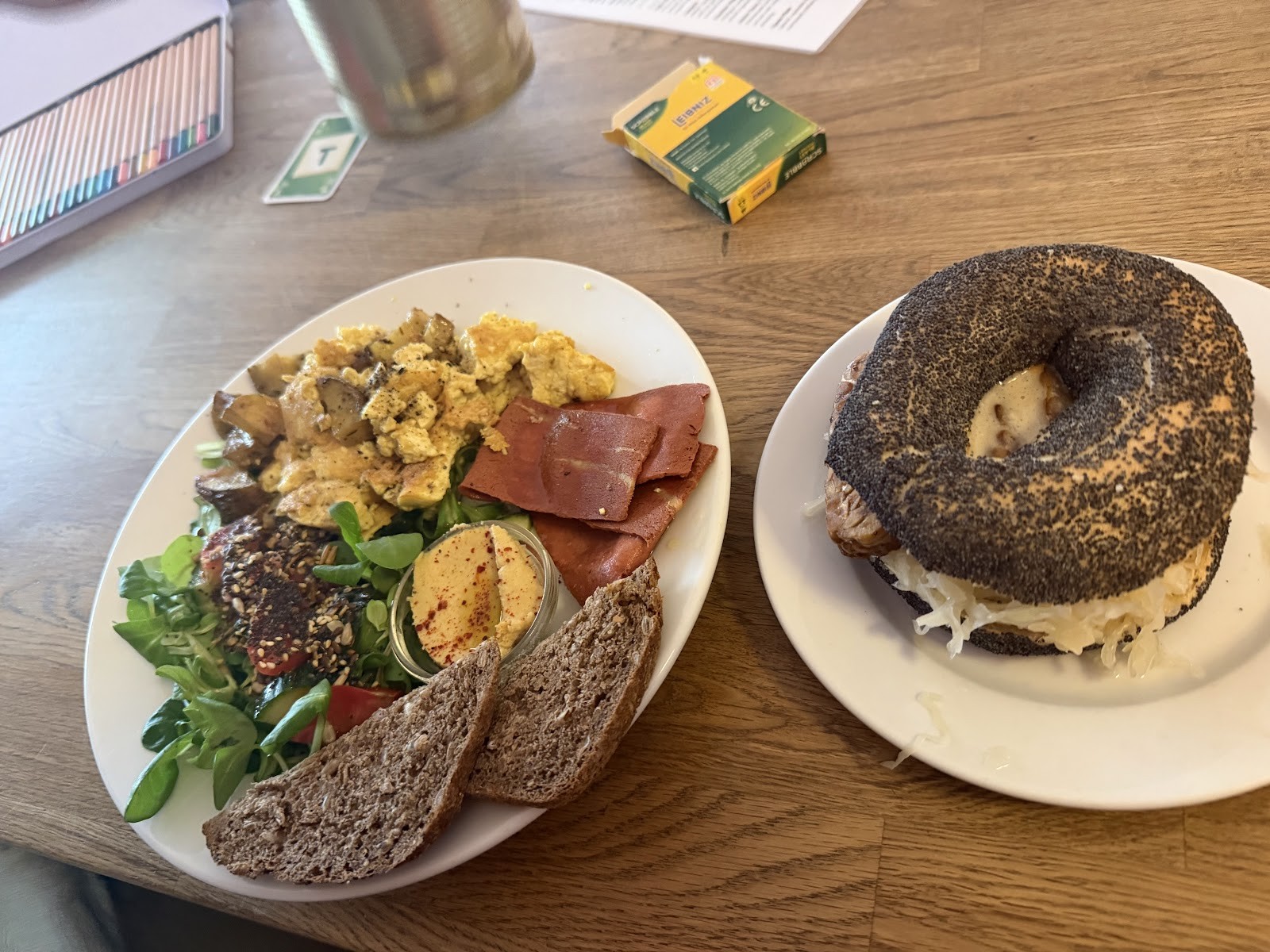 Radikalecker ~ Vegan Café Kollektiv: food & drinks