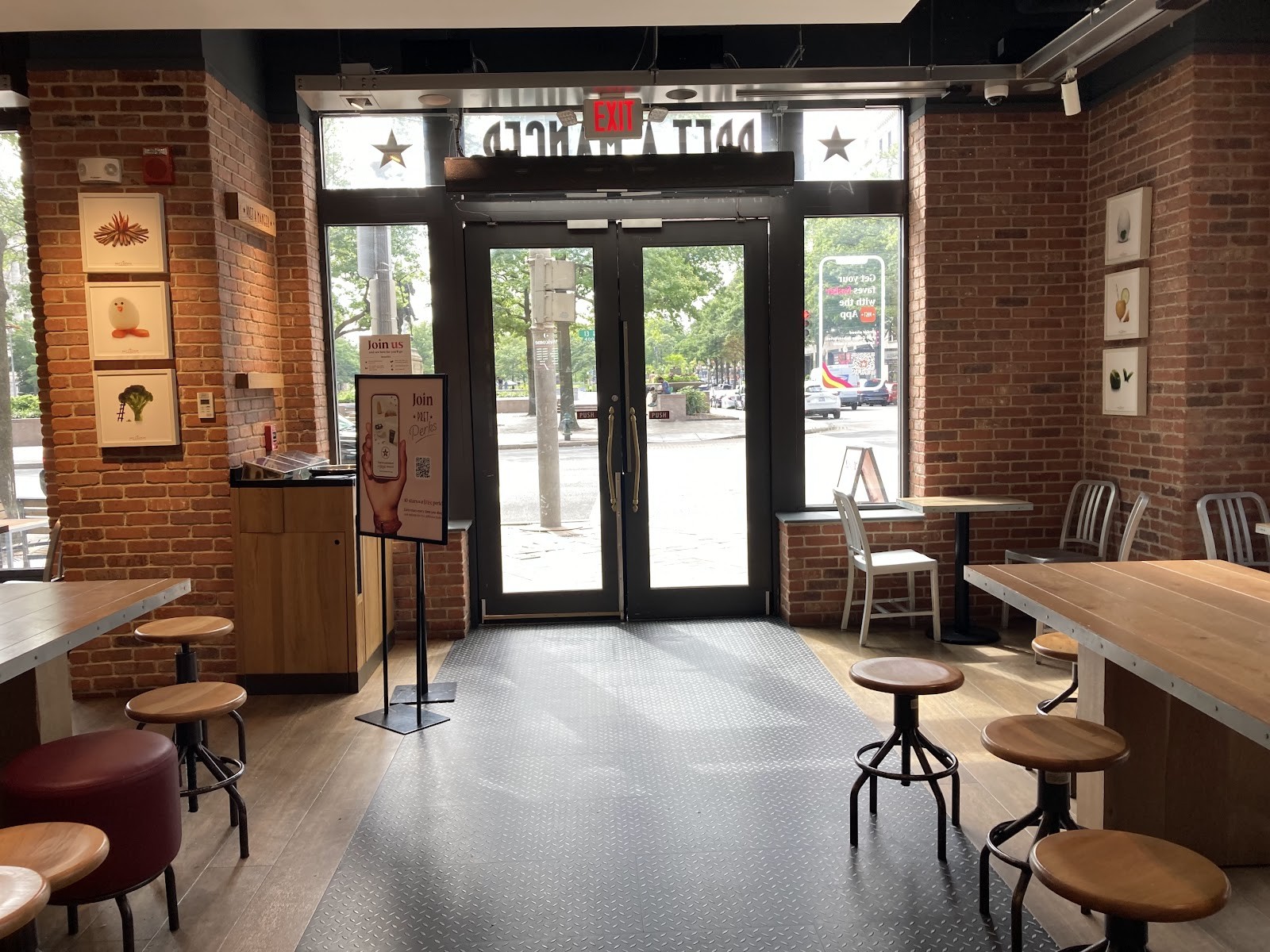 Pret A Manger: the place