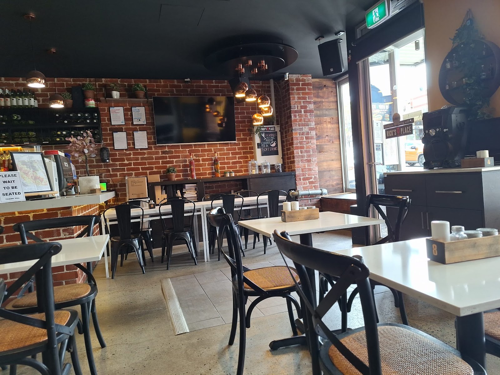 Rick’s Place Italian & Gluten Free Restaurant: the place