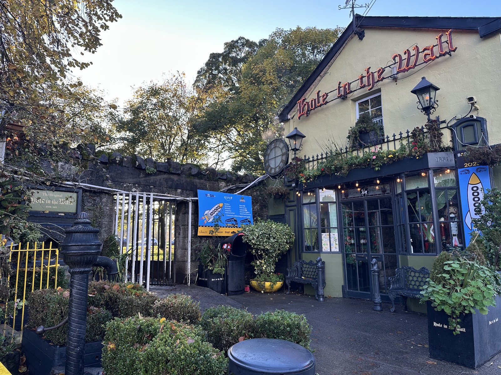 Hole in the Wall, Europe’s Longest Pub: the place
