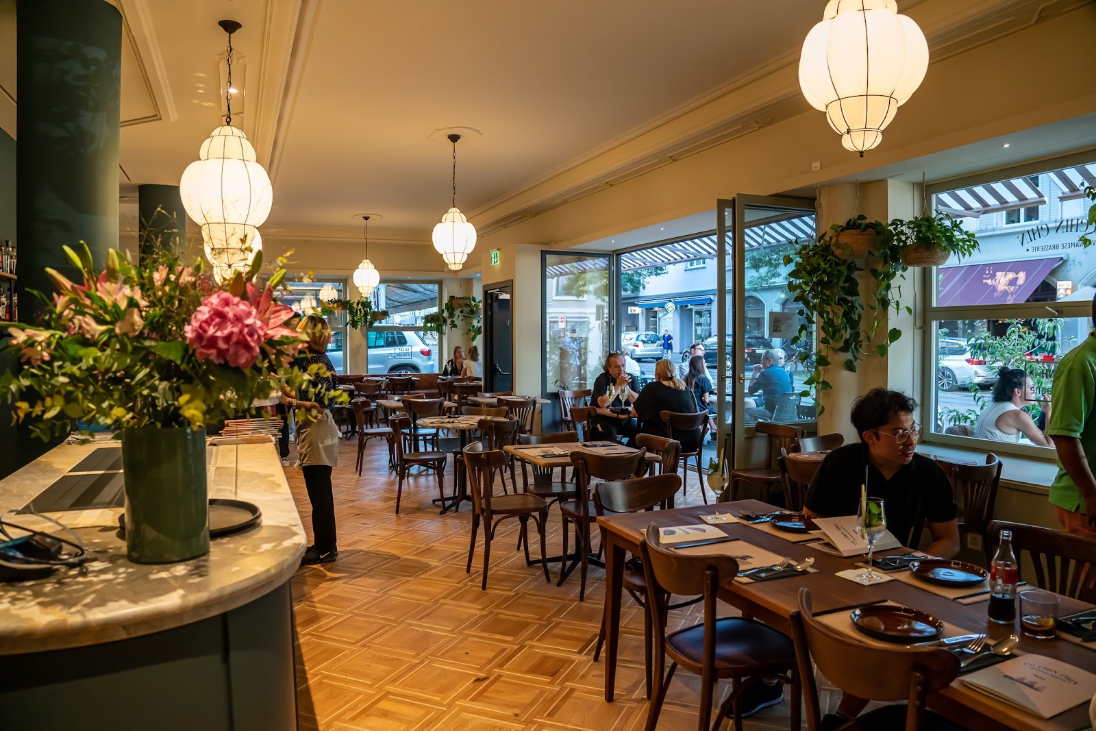 Co Chin Chin Brasserie: the place
