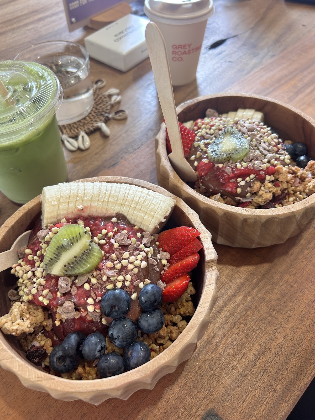 Lulu's Açai Bar: food & drinks