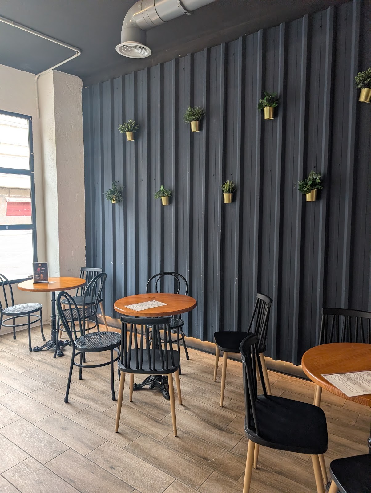 The Break Coffee - Espresso Bar: the place