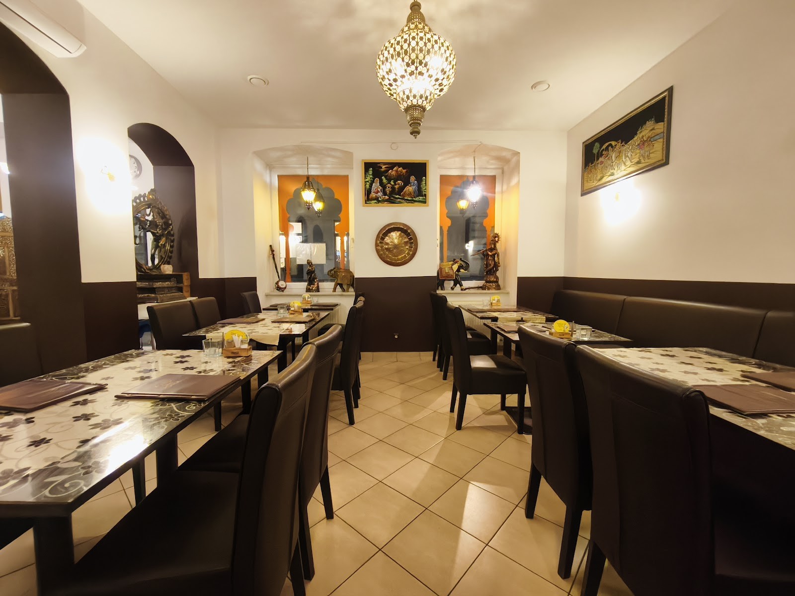 Sri Nataraja - indian restaurant: the place