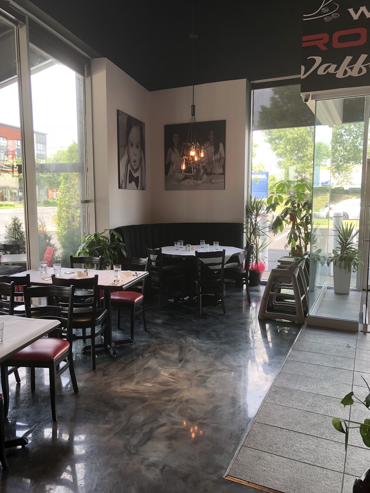 Kitchen 73 RDP: the place