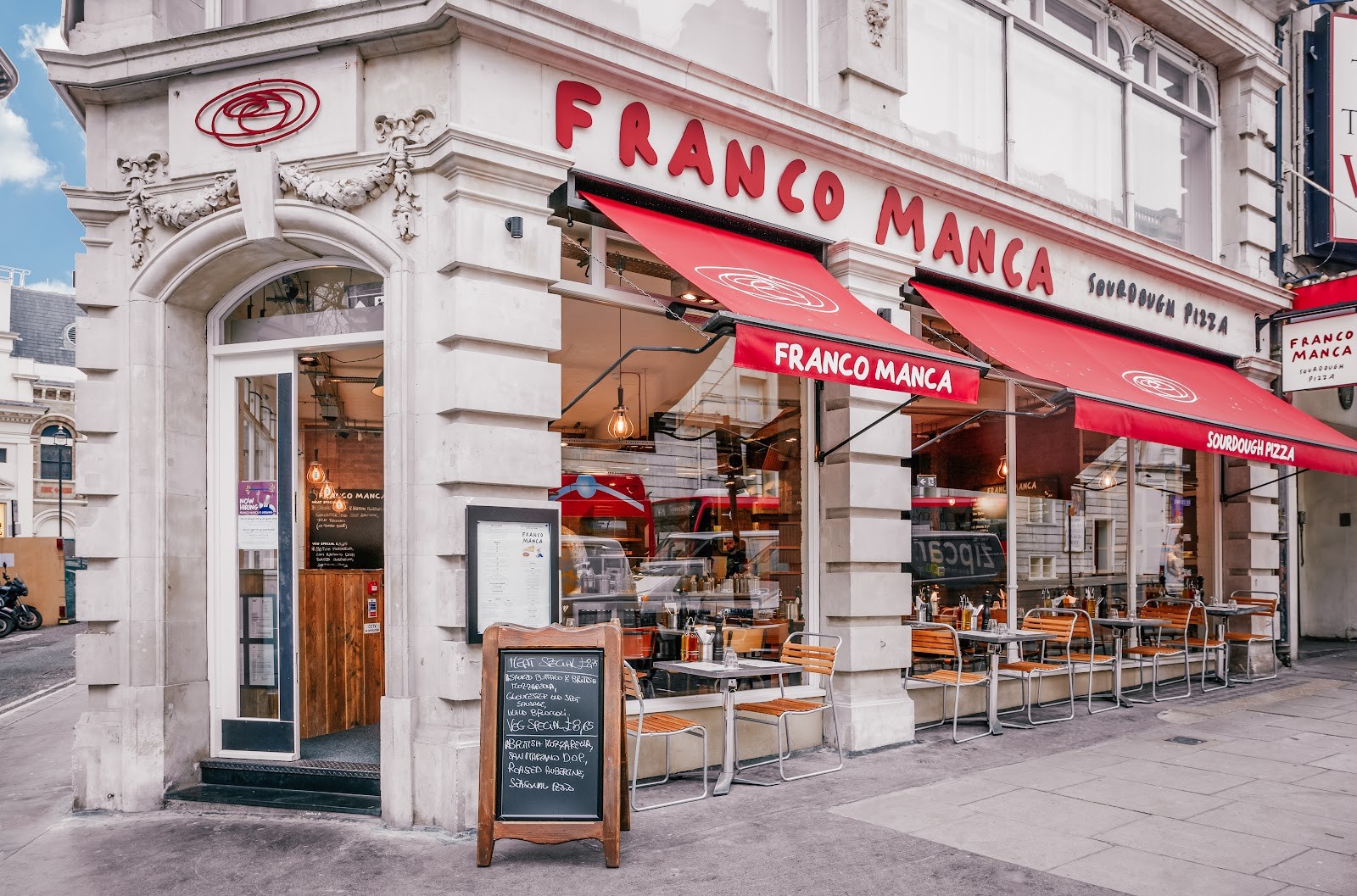 Franco Manca Aldwych: the place