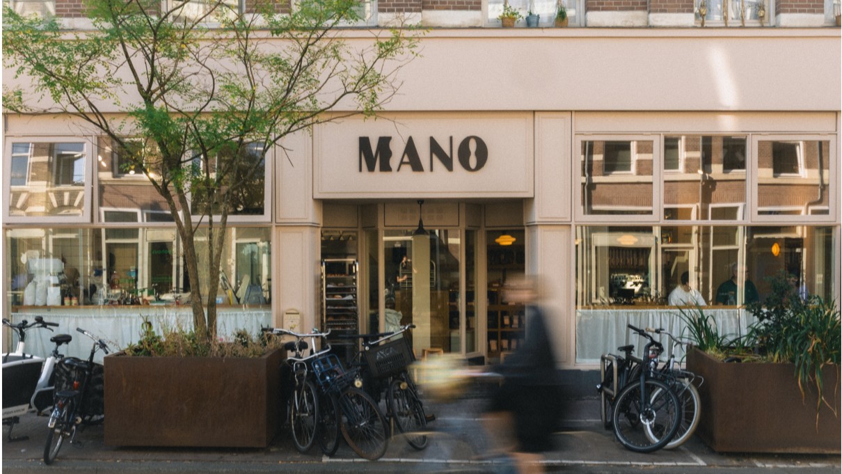 Mano Bakery: the place
