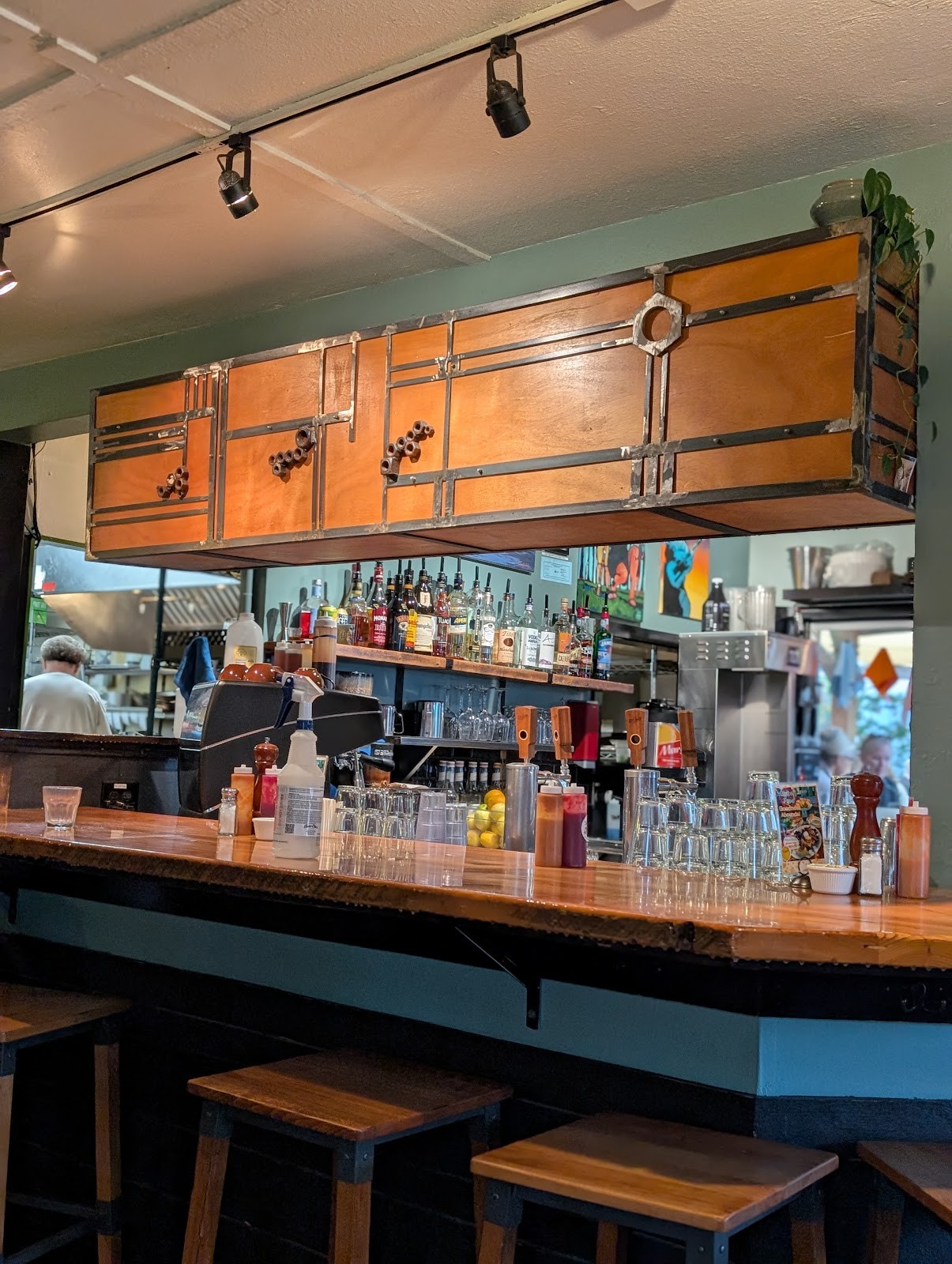 Tin Shed Garden Cafe: the place