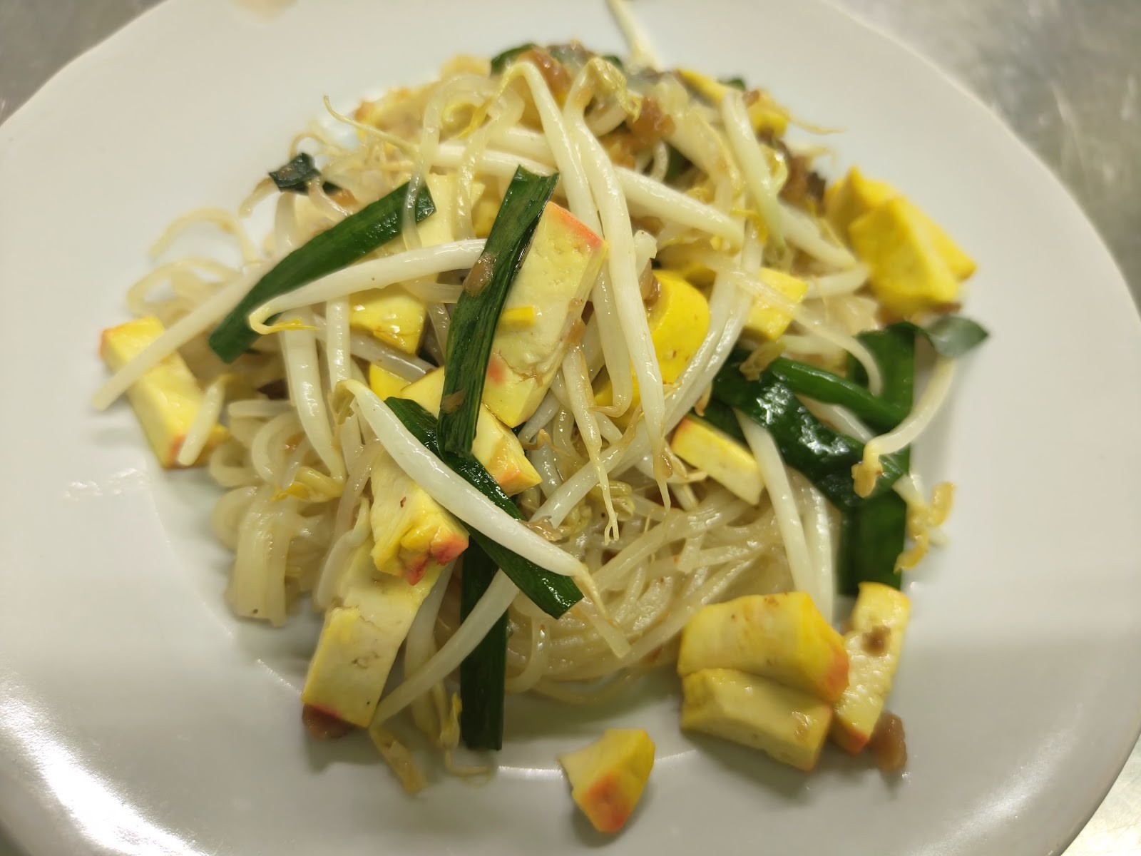 Sawasdee Vegetarian: food & drinks