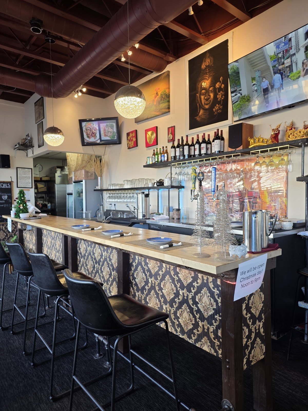 Pad Thai Cuisine: the place
