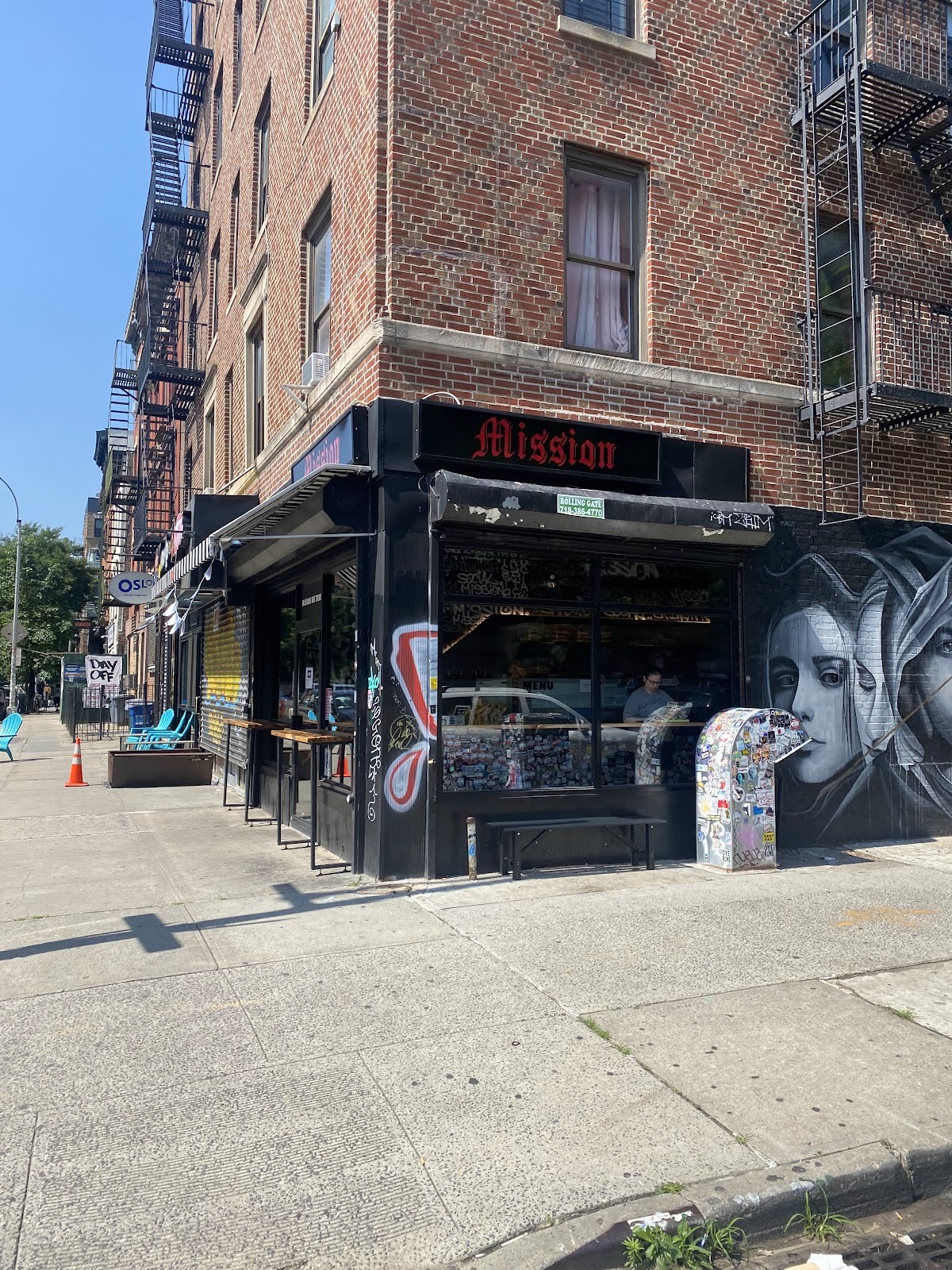 Mission Sandwich Social: the place